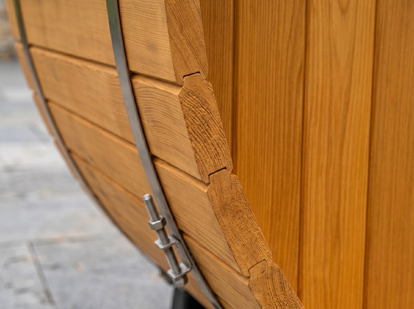 Solid 38 mm Canadian Red Cedar barrel stave construction detail — OxiusPro The Horizon